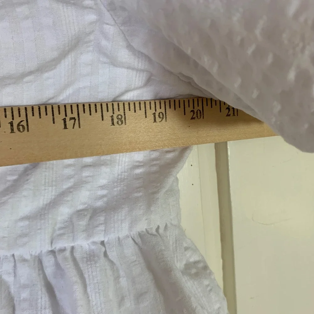 Old Navy Women XL White Seersucker Puff Sleeve Babydoll Top Square Neck Cottage